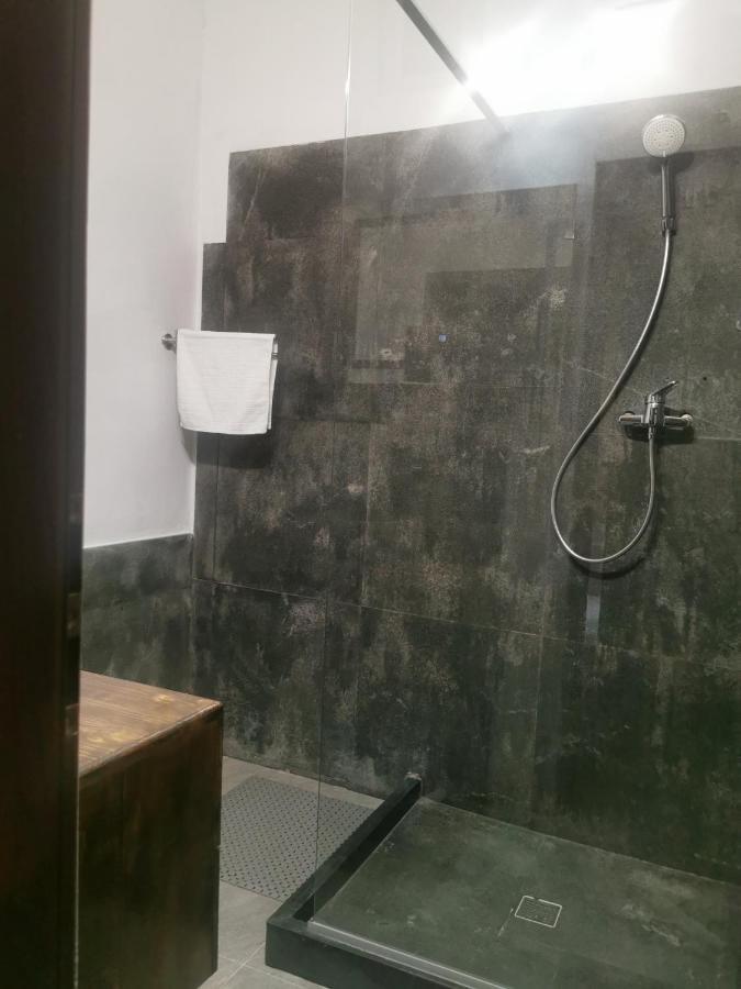 Central Designer Flat Oradea Bagian luar foto